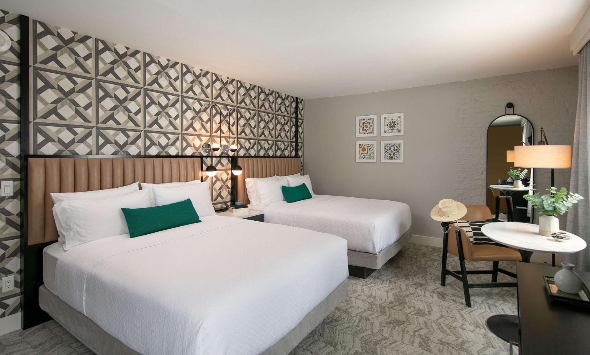 Hotel Virginia Santa Barbara, Tapestry Collection By Hilton Exteriör bild