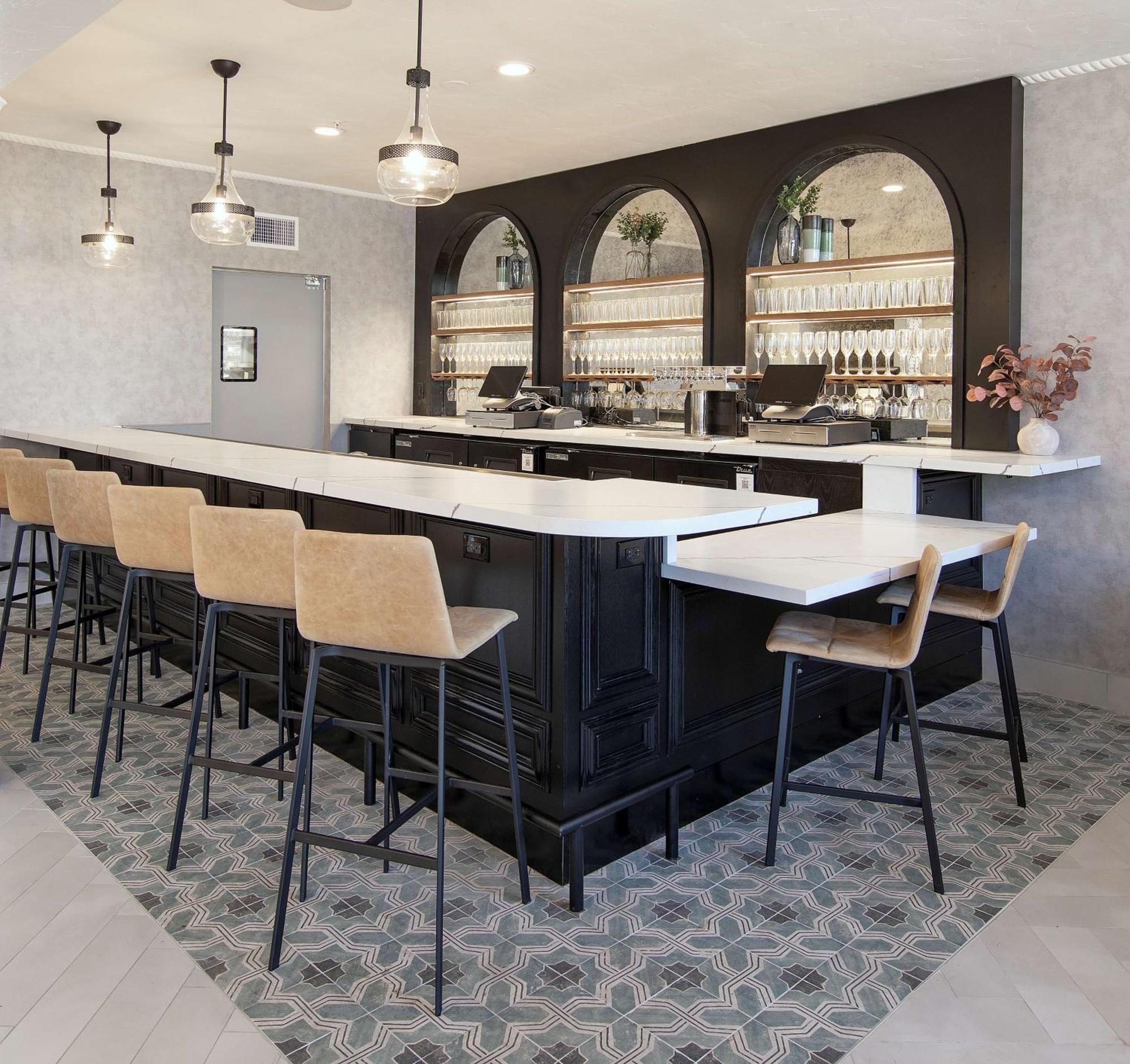 Hotel Virginia Santa Barbara, Tapestry Collection By Hilton Exteriör bild