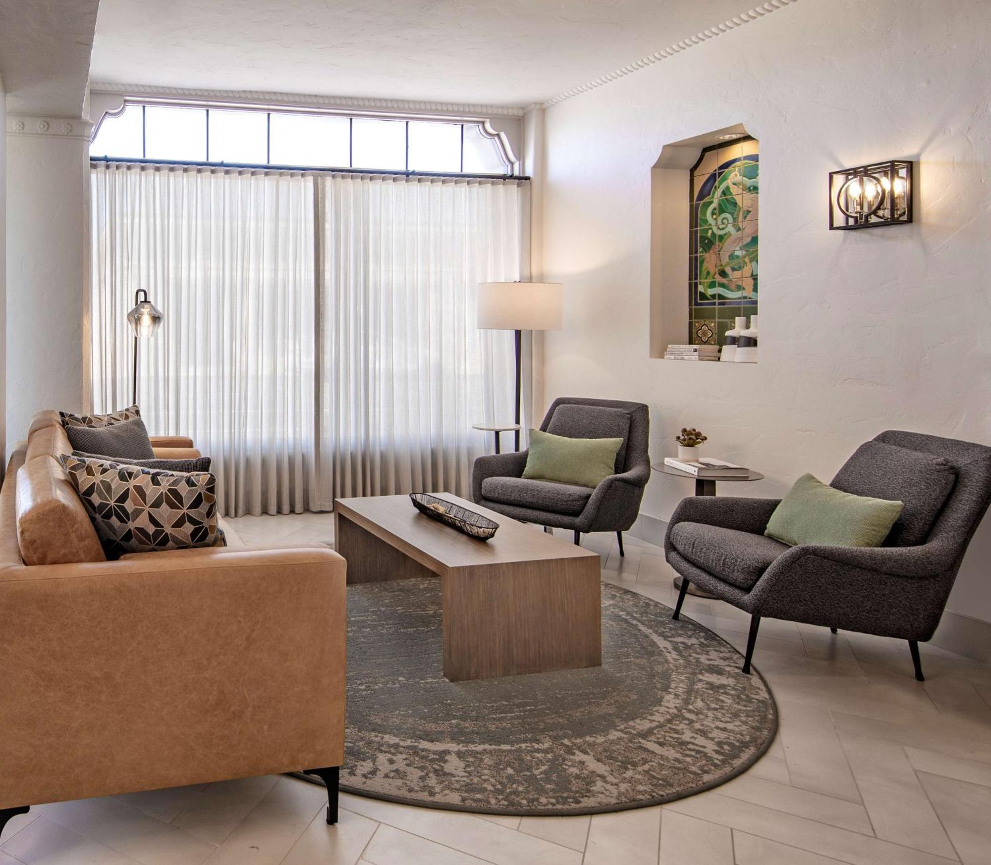 Hotel Virginia Santa Barbara, Tapestry Collection By Hilton Exteriör bild